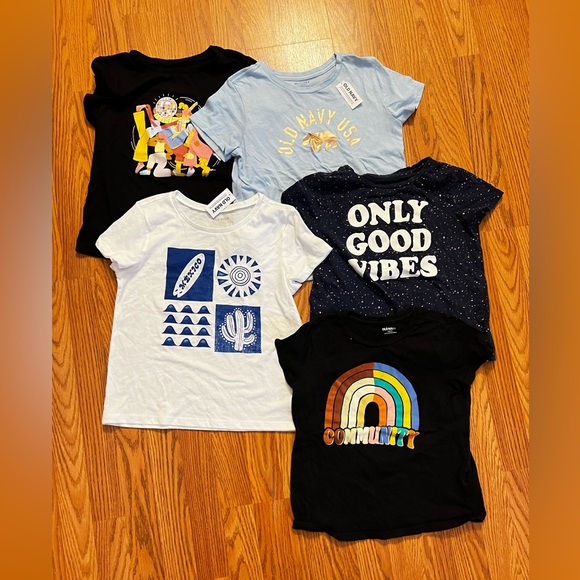 Old Navy Bundle of 5: (2) NWT and (3) like new  | Large (10-12) - Picture 1 of 9